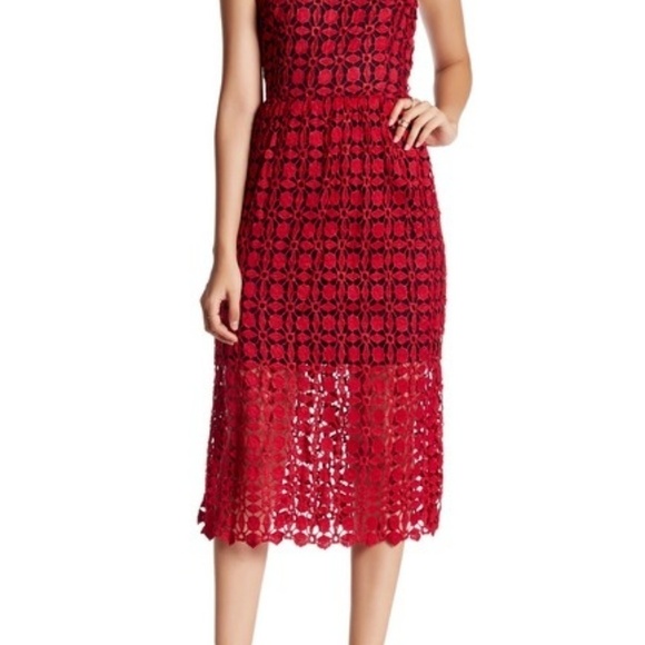 Romeo & Juliet Couture Red Midi Crochet Dress - Picture 3 of 8